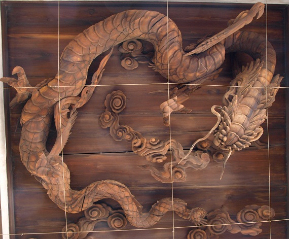 雄峯閣 ―装飾彫刻のみかた―