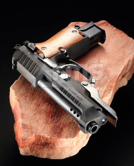 最新のスタイルに進化したM93Rが登場「KSC M93RⅡフトゥーロヘビー