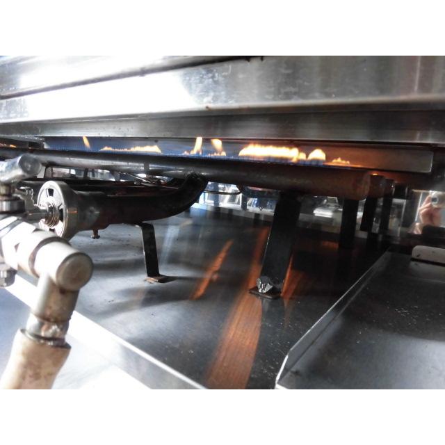 中古厨房 業務用 グリドル 鉄板焼き台 都市ガス 6連 厚み10mm バーナー