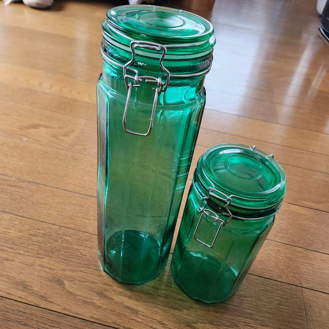ガラス　キャニスター　ヴィンテージ　アンティーク　レトロ　グリーン ベルギー 70s グリーンガラス お花 キャニスター ヴィンテージ | Blue