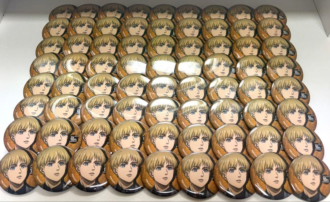 進撃の巨人 アルミン・アルレルト 缶バッジ 進撃の巨人】ホロ缶バッジ アルミン・アルレルト – コレクショントイ